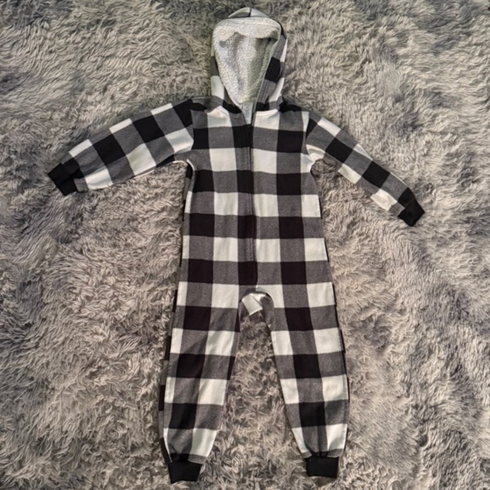 The Children’s Place Buffalo Plaid Fleece One Piece Footless Onsie Pajamas S 5/6